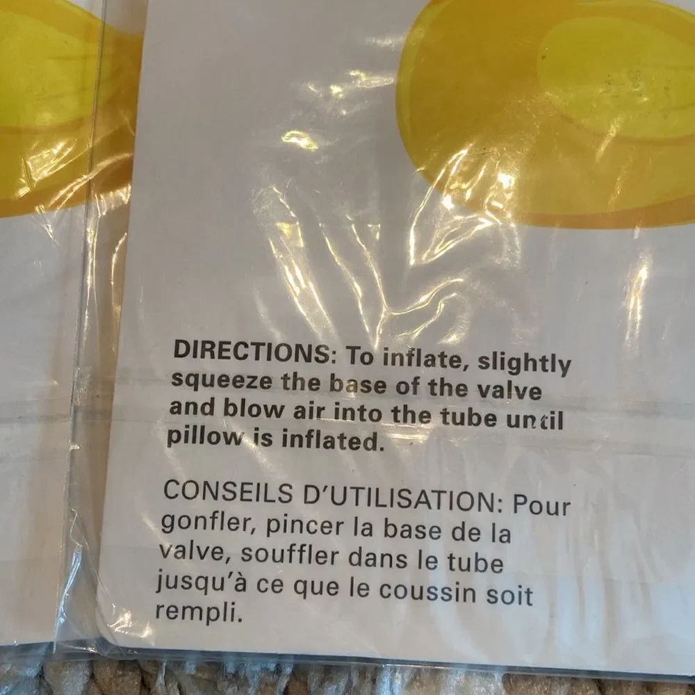 Lot of 2 duck bath pillows New in package